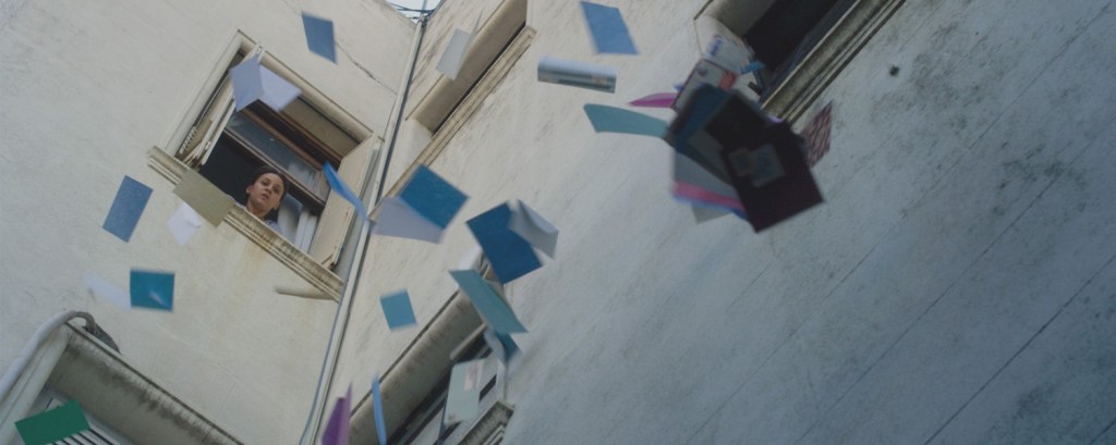 El amor vendrá como un incendio forestal, de Laura&nbsp;Spiner.