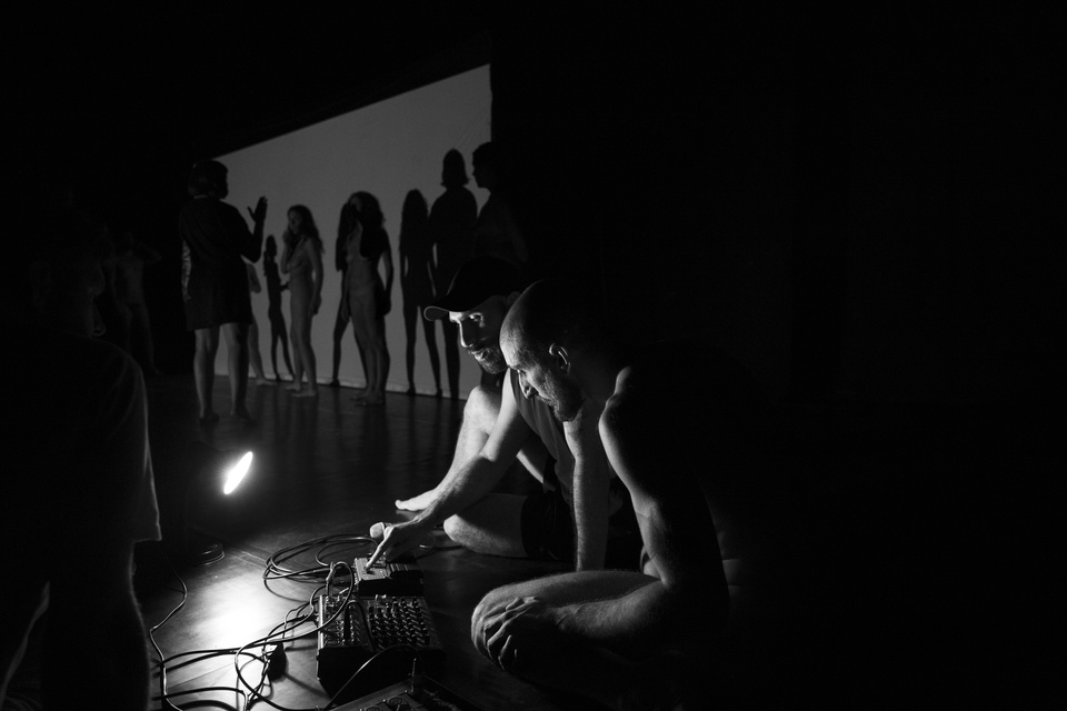 Otra comunidad, de Ivan&nbsp;Haidar.